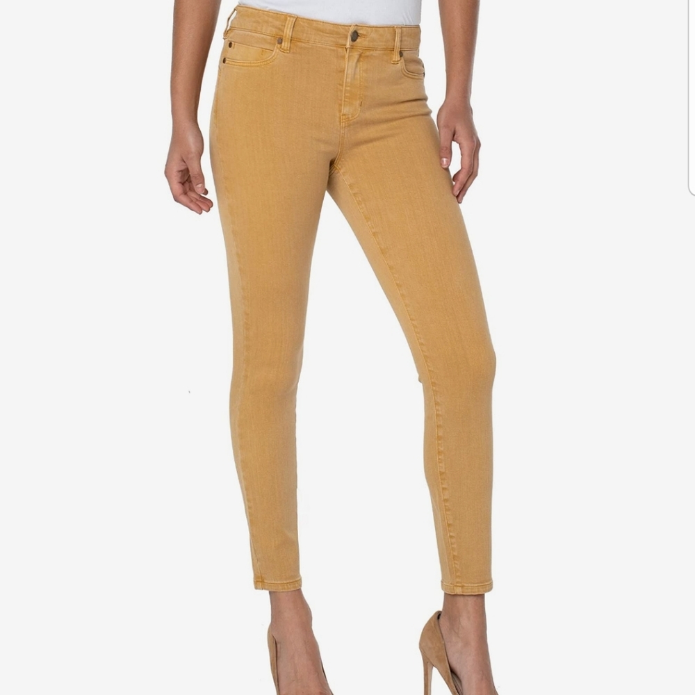 🔥NEW! Liverpool Gold denim 2x26.5